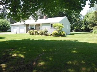 36 Westwood Dr, West Springfield, MA 01089