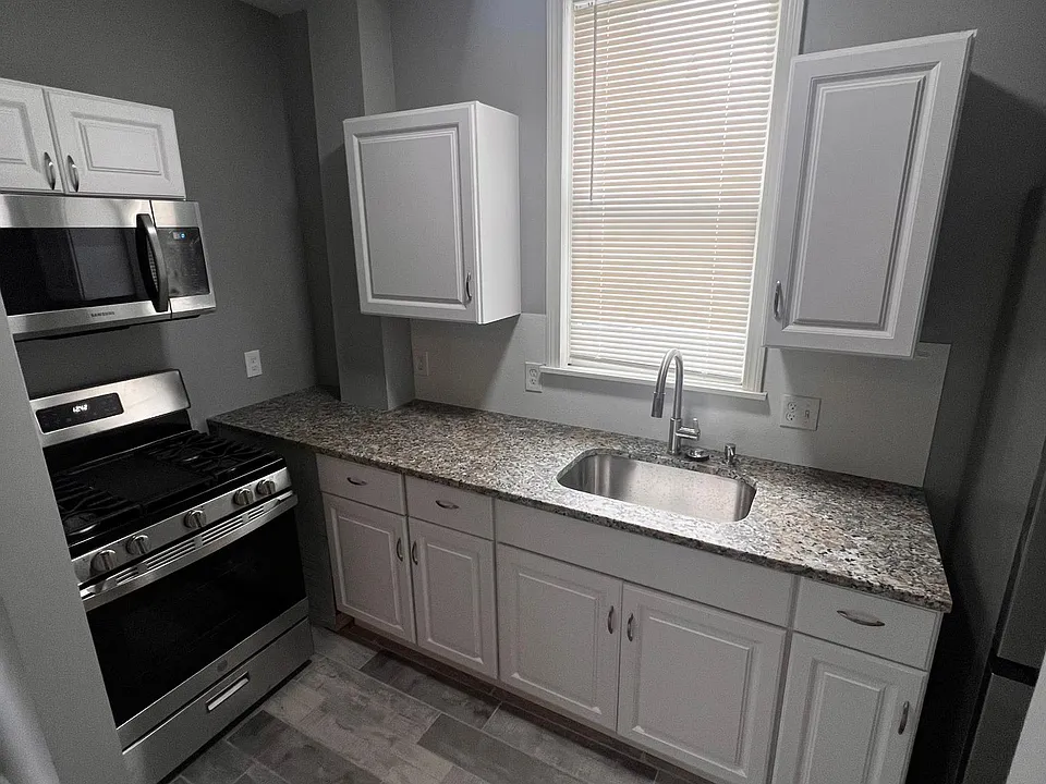 27 Pearl St #2