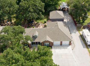 10060 E Pin Oak Ln, Claremore, OK 74019