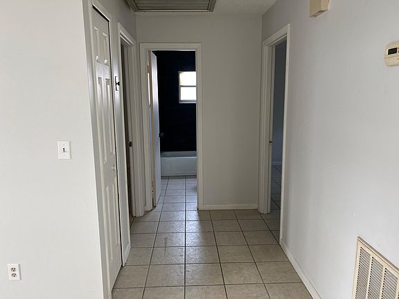 4th image of 1504 41st Ave #1506