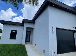 1023 SE 23rd Pl, Cape Coral, FL 33990