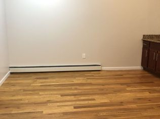 658 Warwick St APT 2, Brooklyn, NY 11207