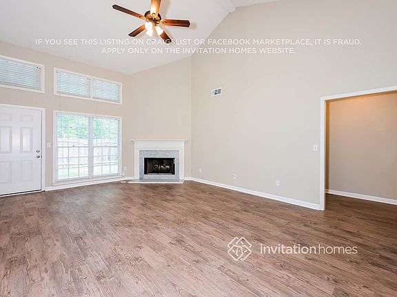 4th image of 2363 Dover Ln