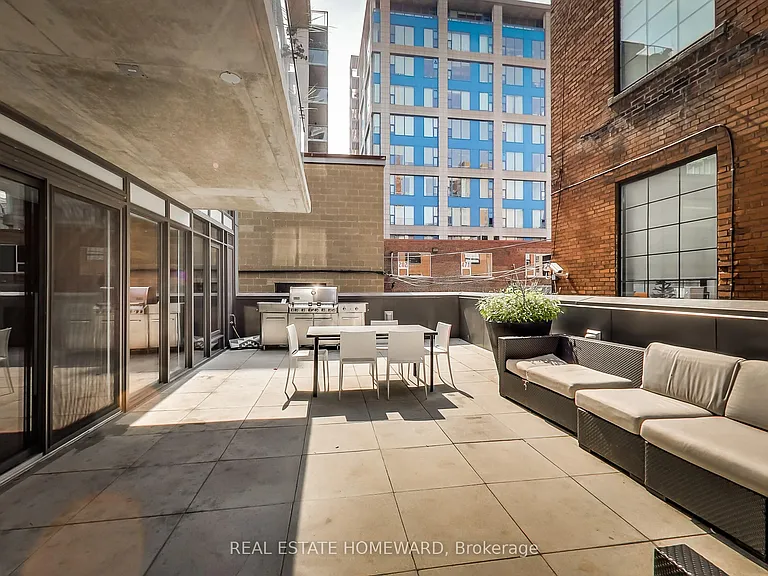 32 Camden St #706 — Photo 40