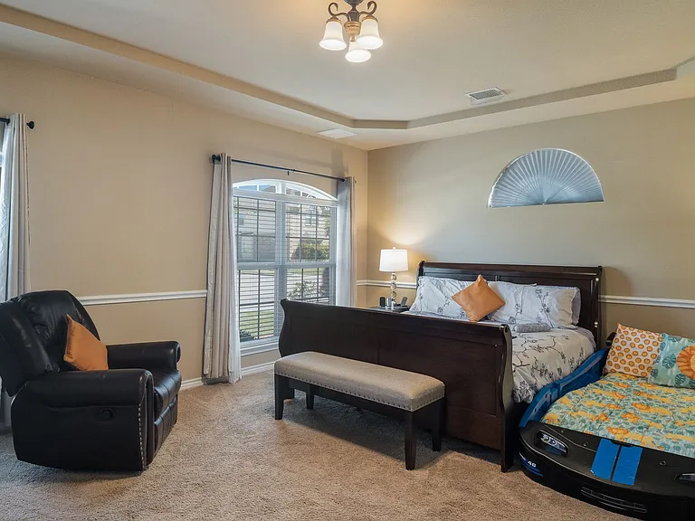 534 Windward Dr — Photo 8