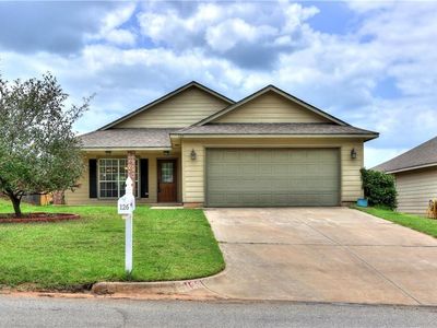 126 Stonewood Dr, Noble, OK, 73068