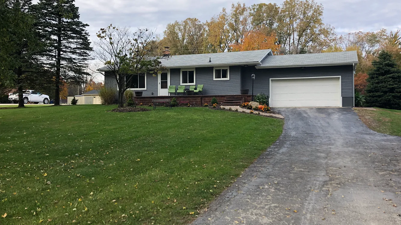 3851 Judd Rd photo 1