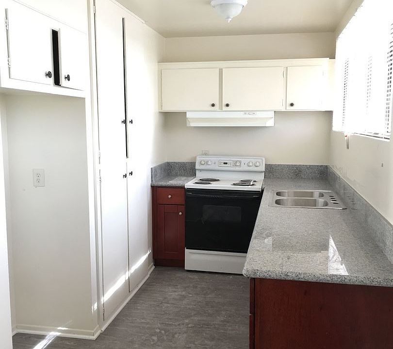 1st image of 505 N Lincoln Ave APT I