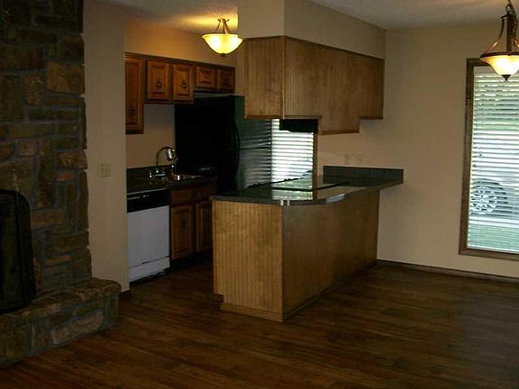 4th image of 13807 Turnberry Ln
