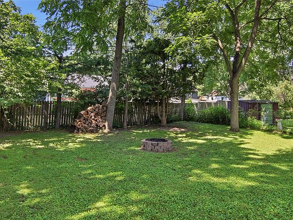 4th image of 1110 Andover Avenue