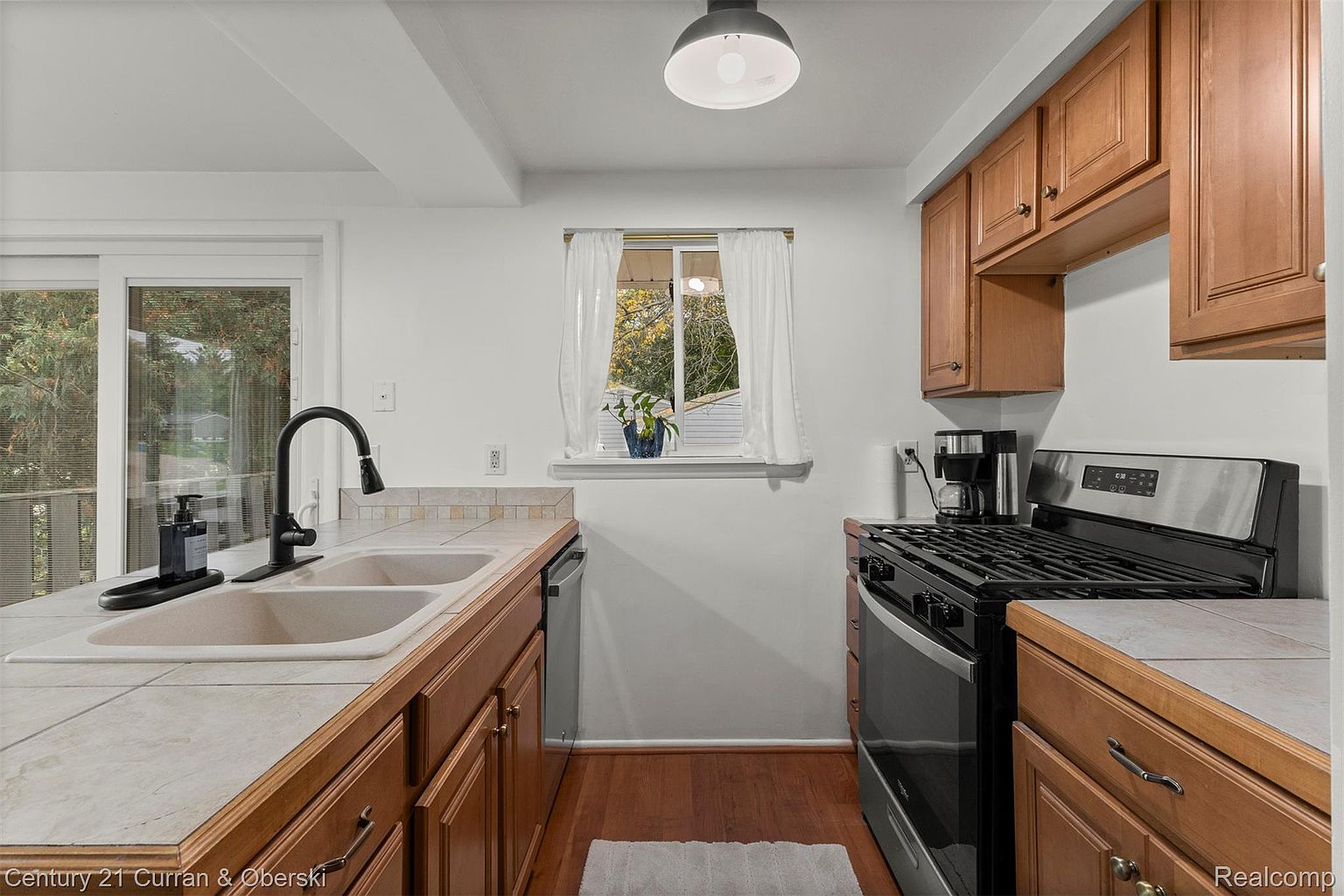 4580 Chadsworth St, photo 22