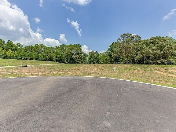 2nd image of 5775 Kennedy Rd #9