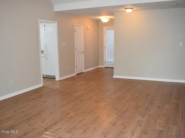 410 Little Fls — Photo 13