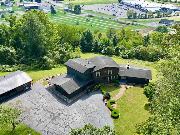 4th image of 7617 Sun Hill Dr