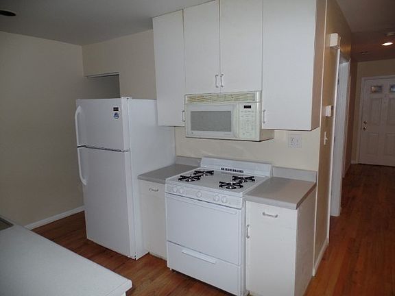 4th image of 1726 N Kedzie Ave APT D