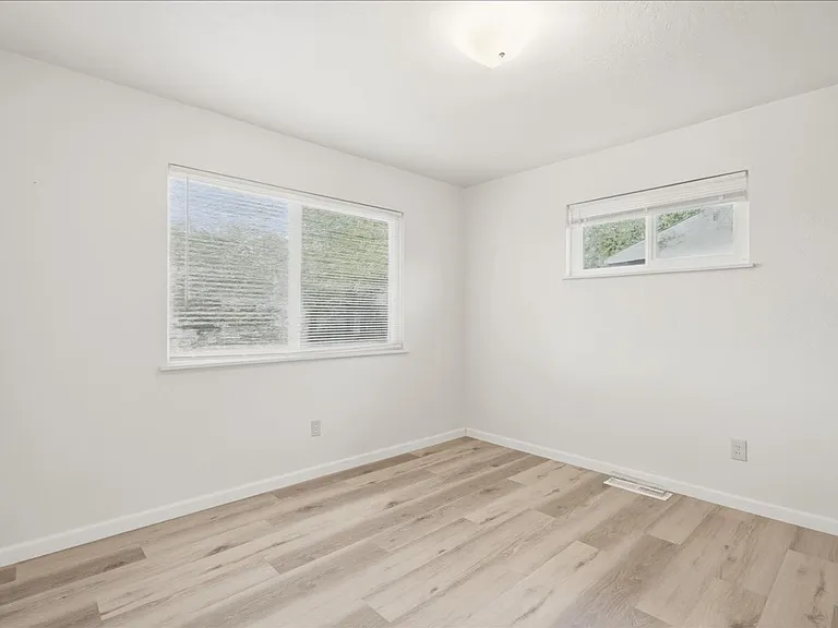 5121 Earls Ct — Photo 11