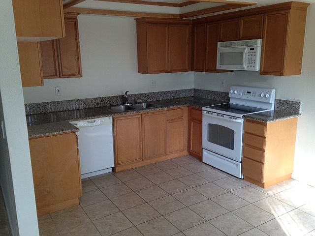 2nd image of 1456 Chalgrove Dr Unit F