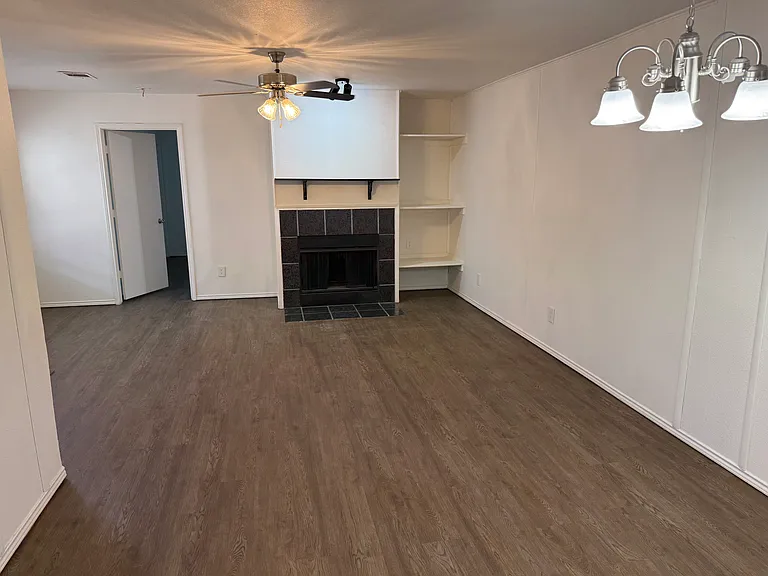 2407 Summer Place Dr — Photo 5