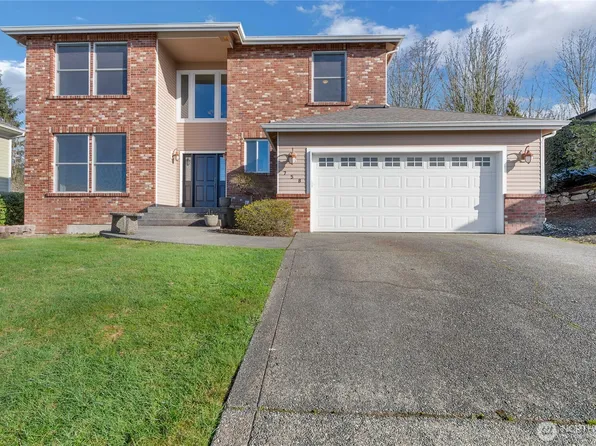 758 Tufts Avenue E, Port Orchard, WA 98366