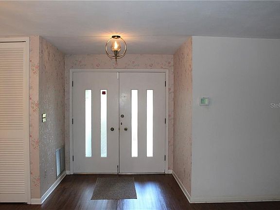 3rd image of 1854 Palmcrest Ln