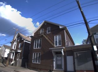 556 Plainfield St, Providence, RI 02909