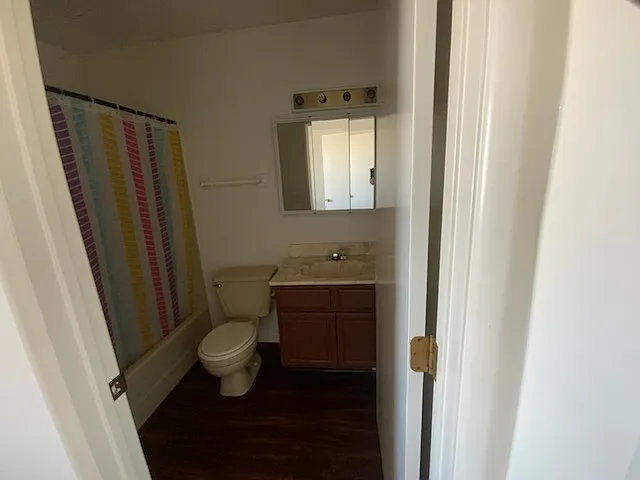 Bonita Terrace Apartments — Photo 11