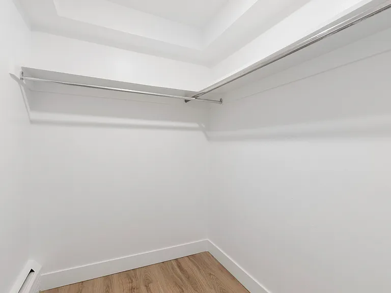 closet closet