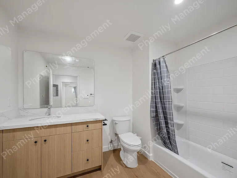 15861 Main St #217 — Photo 14