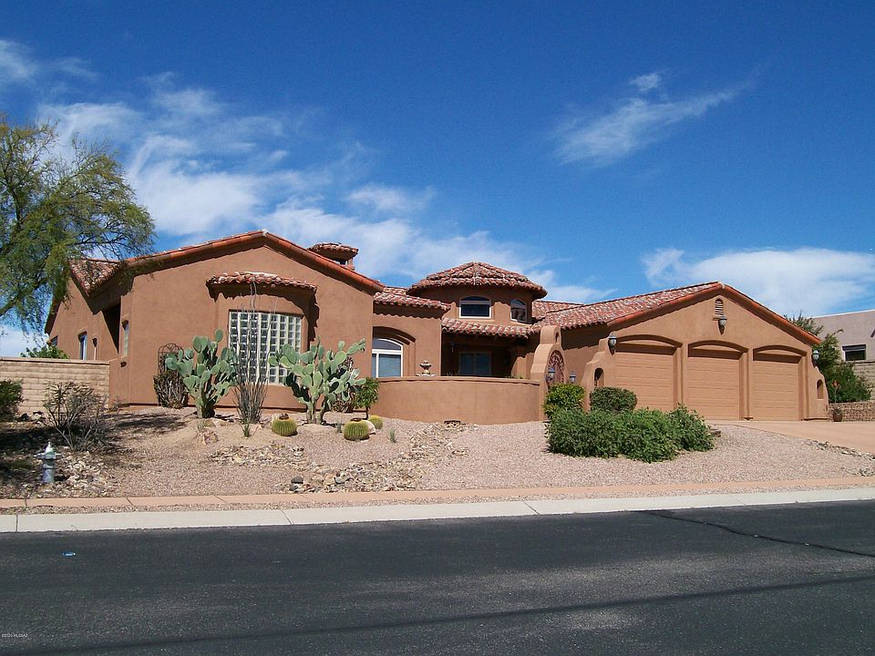 1st image of 22 W Desert Knoll Pl