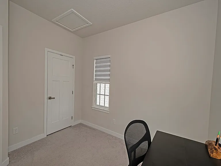 213 Amon St — Photo 14