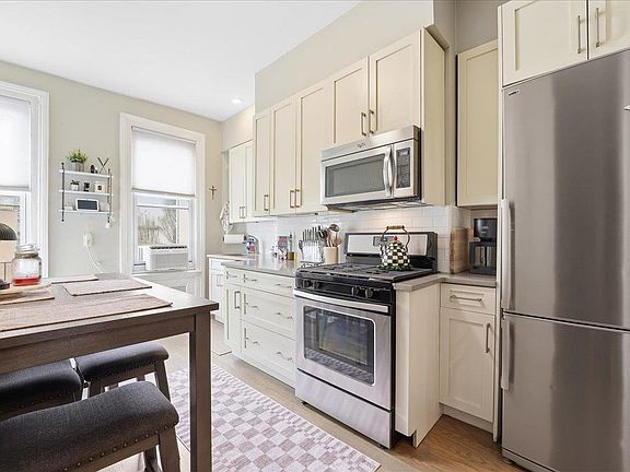 5th image of 63 Madison St APT 6