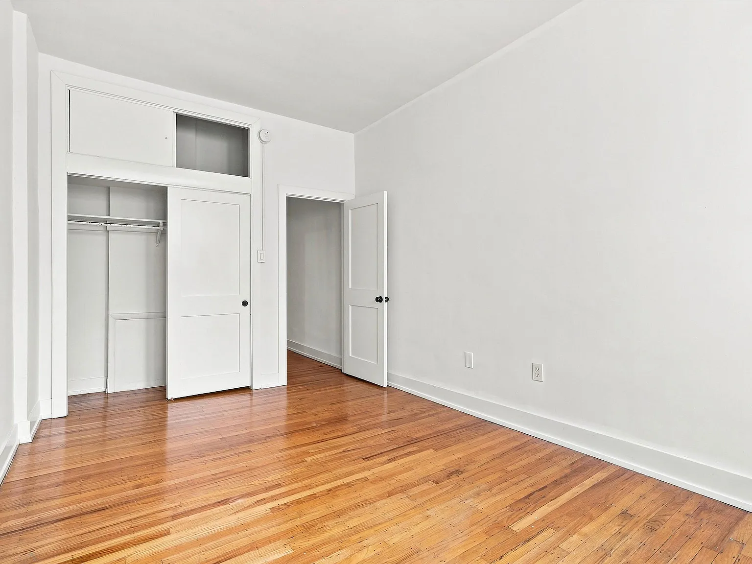 1001 Pine St Unit 404 — Photo 2