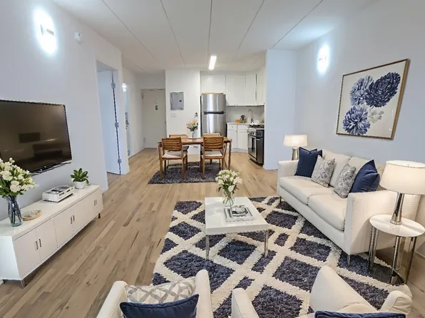 143-51 Roosevelt Avenue image 1 of 16