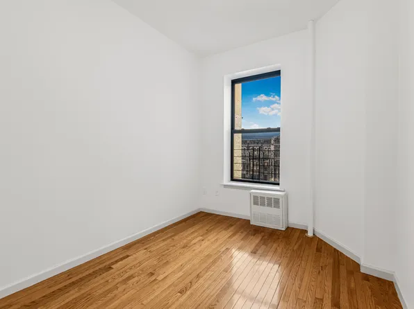 1608 Amsterdam Avenue image 20 of 29