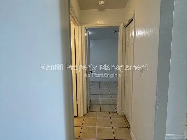 1128 Homer Ave S — Photo 12