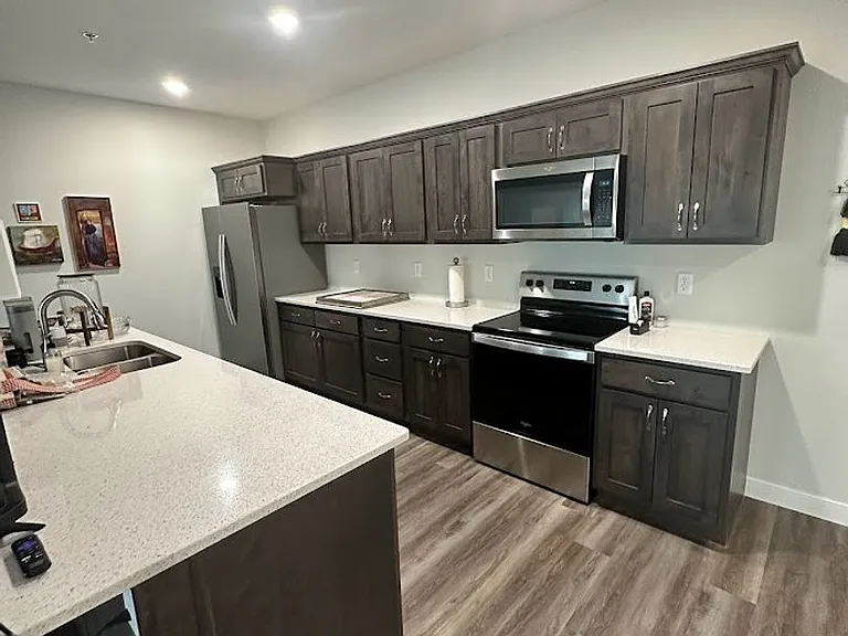 715 Lake Shore Dr NE #115 — Photo 22