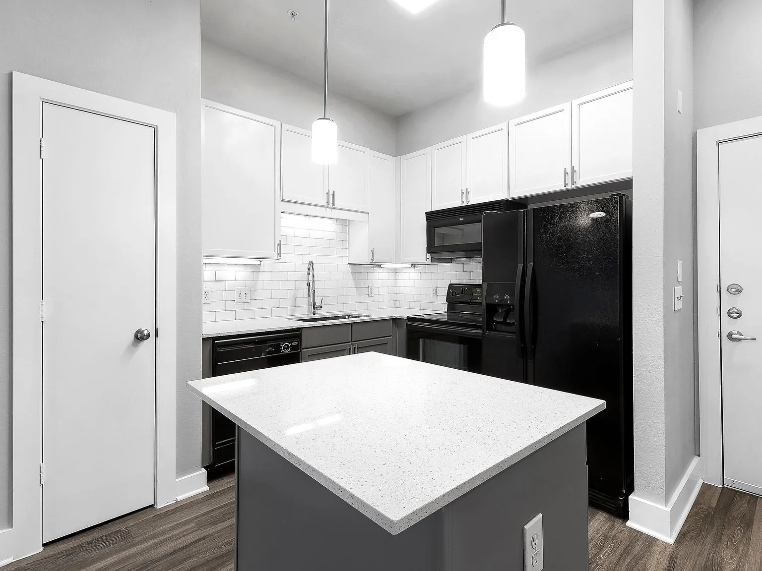 Residences at The Triangle — Photo 4