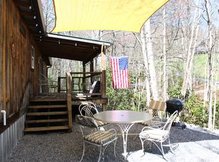 88 Whipporwill Ln, Fairview, NC 28730