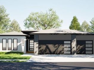 2038 SW Harvest Moon Ln, Lees Summit, MO 64082