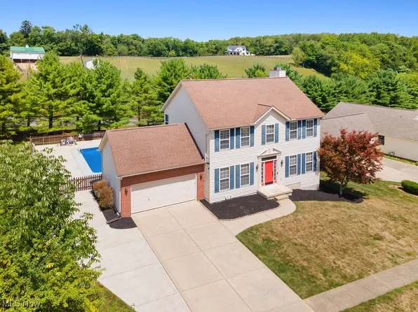 1390 Embrey Ct, Heath, OH 43056