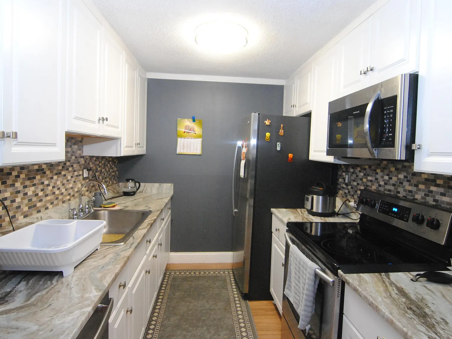 2 bed, 1.0 bath, 912 sqft, $1,875 — Photo 4