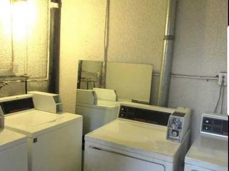 2 Washer 2 Dryer Located in the Building