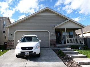 3687 E Royal Troon Dr, Eagle Mountain, UT 84005