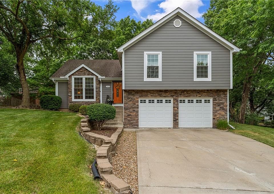 1st image of 2413 SW Whispering Creek Ct