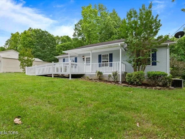 197 Buena Vista Ln, La Follette, TN 37766