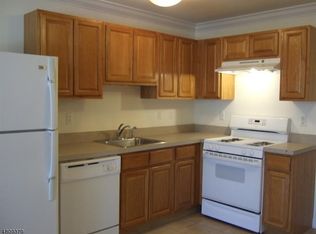 675 New Brunswick Ave APT 401, Perth Amboy, NJ 08861