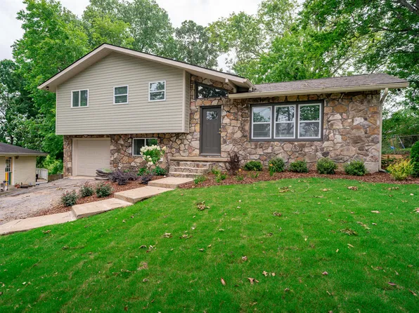 400 Regal Dr, Chattanooga, TN 37415