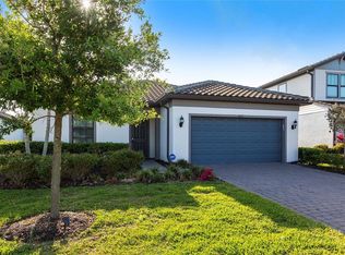 6019 Bluestar Ct, Lakewood Ranch, FL 34211