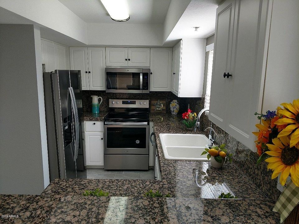 1st image of 5104 N 32nd St Unit 301