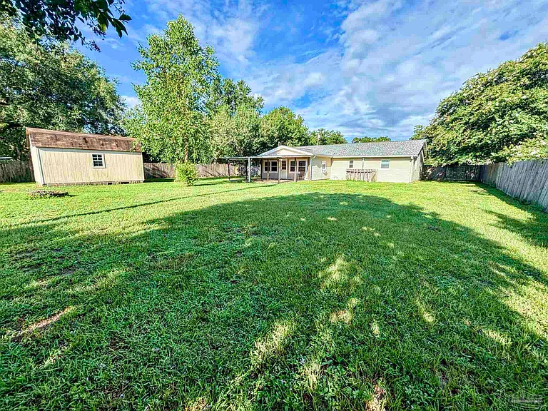 7028 Nathan Rd — Photo 88
